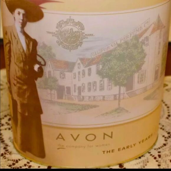 VINTAGE  AVON-THE EARLY  YEARS TIN - Picture 1 of 6